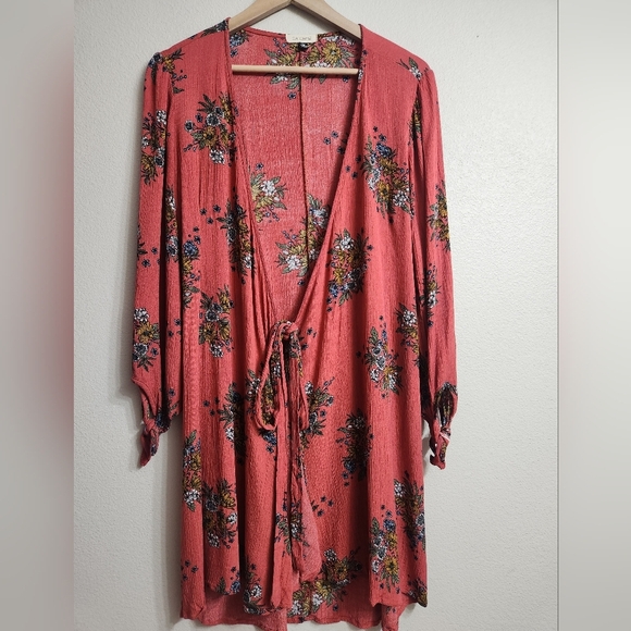 Floral Kimono Wrap Cover-up Midi Flowy 3/4 Sleeve Catch Me Medium Coral Pink - Picture 1 of 9